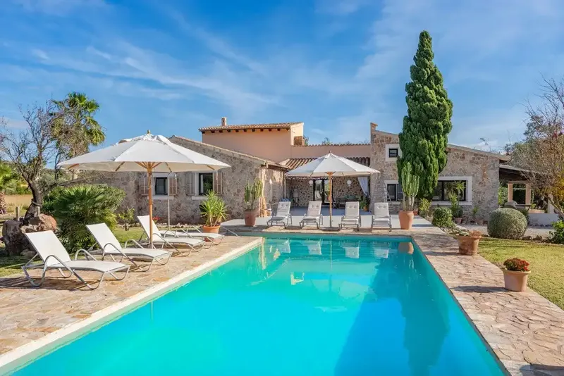 Exceptional country house for sale in Pollensa with a quiet and isolated position on a plot of about 17,000m2 with incredible — photo 8