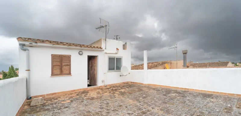 Furnished apartment with rooftop terrace and views in Es Llombards — photo 5