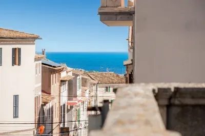 Large building for sale in Capdepera with views of the castle — photo 1