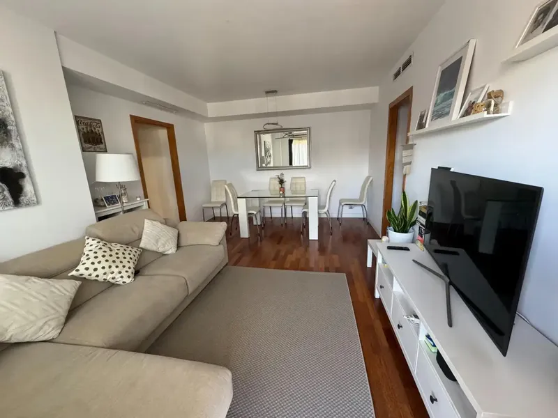 Apartment in Amanecer--Plaza de Toros area, 90 m², 8 m² kitchen, 24 m² living room, 6 m² terrace, 6 km from the beach, 2 bedrooms — photo 2