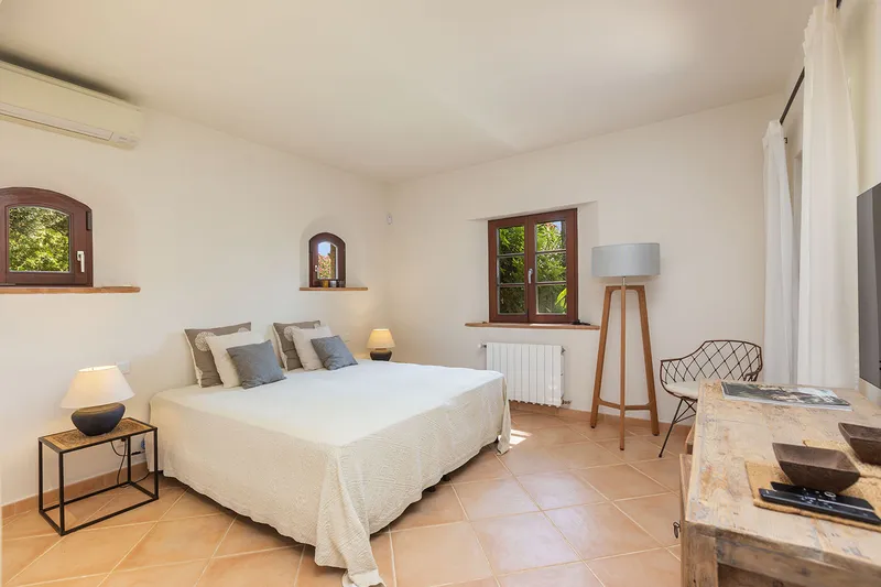 Picture-book finca with plenty of privacy in exclusive villa park — photo 10