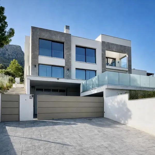 Skyline Betlem - Visionary new-build villa with panoramic views over Alcúdia Bay to Cap Formentor — photo 2