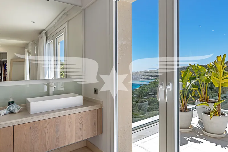 Sol de Mallorca I Exclusive villa with direct sea access — photo 10