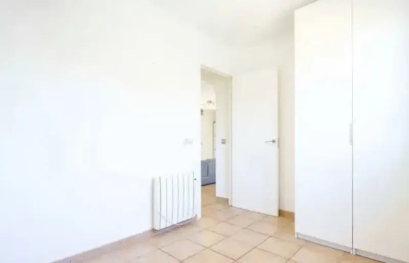 Apartment for sale with two bedrooms, one full bathroom, living room, dining room, kitchen, huge possibility to make another bedroom. Balcony of 16 m — photo 12