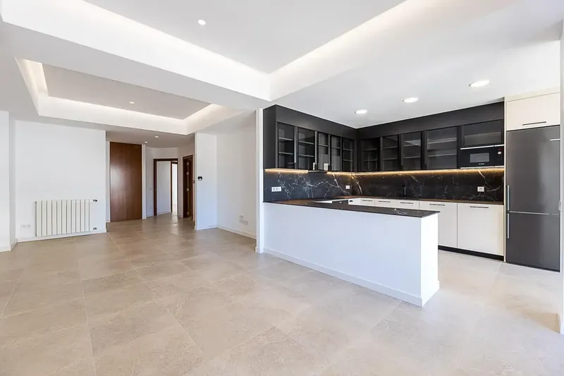 En una de las zonas más consolidadas y demandadas de Inca, se ubica esta exclusiva vivienda totalmente reformada, diseñada para quienes busc — photo 1