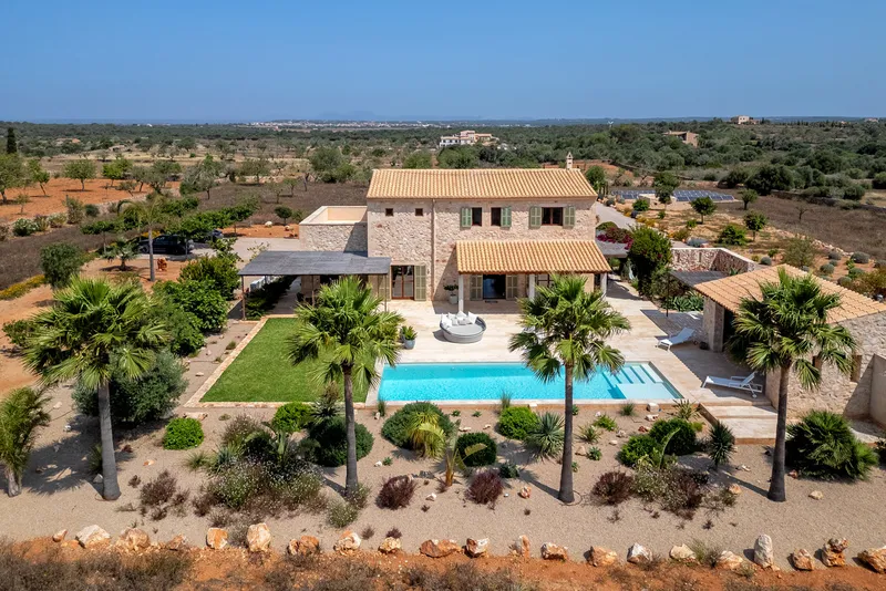 Finca in Santanyi - Newly built natural stone finca for sale in Mallorca — photo 1