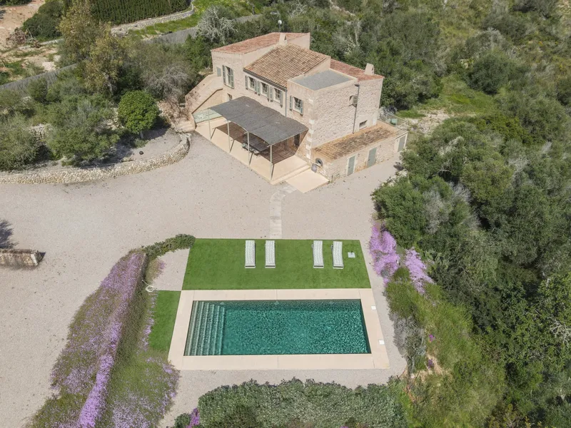 Unique finca in Manacor with stunning sea views — photo 3
