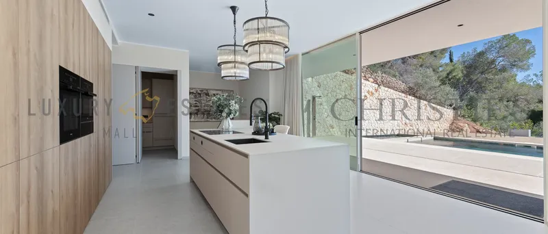 Modern designer villa in Portals with beautiful sea views in the southwest of Mallorca — photo 10