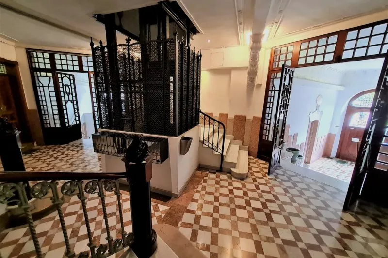 22036L - Piso Señorial con mucho carácter en Plaza España de Palma — photo 1