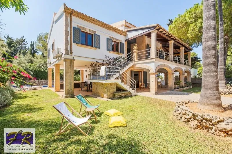 villa in Alcudia — photo 1
