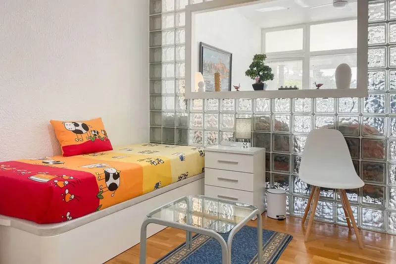 Charming apartment in Cala Ratjada located in a historic two-story complex, one of the first commercial buildings of the town — photo 6