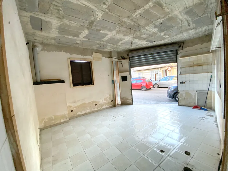 Garage for rent on Calle es Pla — photo 2