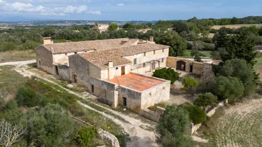 Rustic property - Algaida, built surface 1900 m2, plot surface 540000 m2, 1 bathroom — photo 2