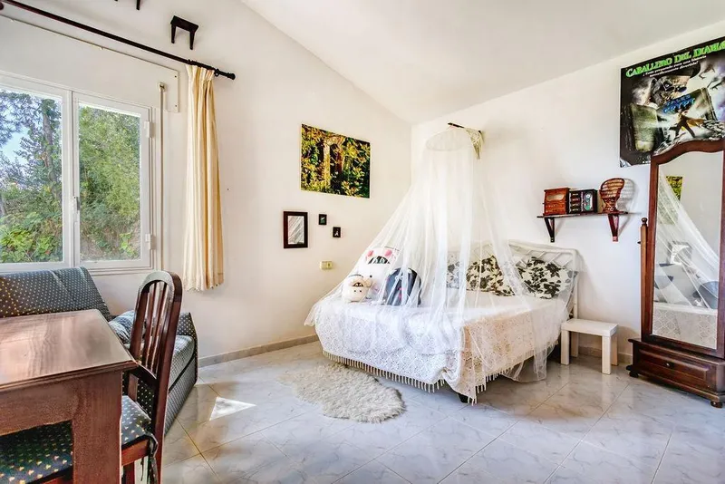 Exclusive: Family villa with sea views in the coveted Puerto de Pollensa — photo 12
