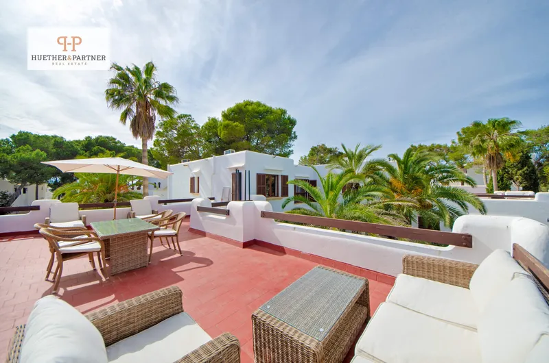 329 m² apartment complex with 6 apartments and pool for sale — photo 4