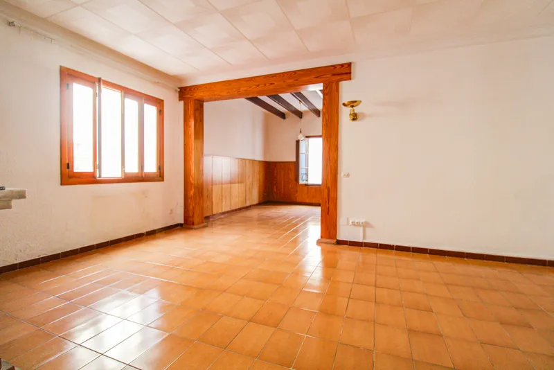 Ref.2451C – S'Arraco – Townhouse in central location with patio — photo 5