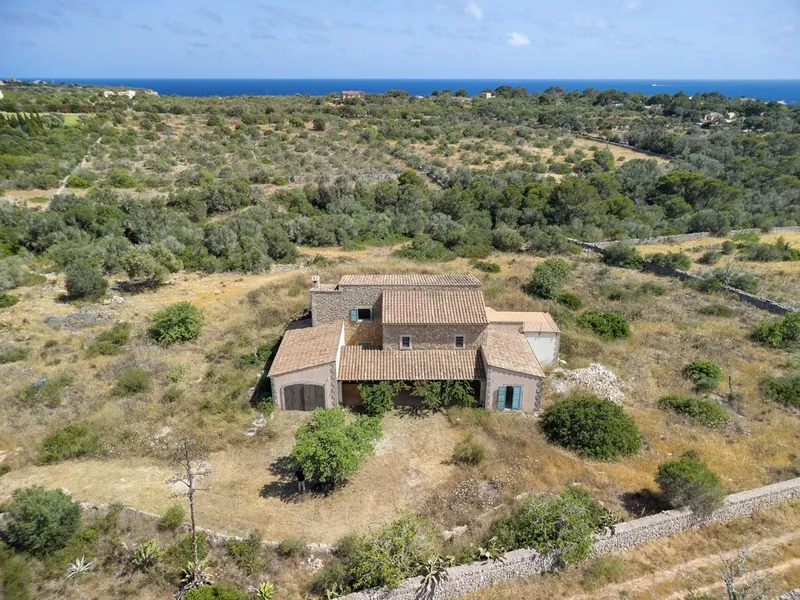 Cala Llombards charming country property for sale with private pool — photo 5
