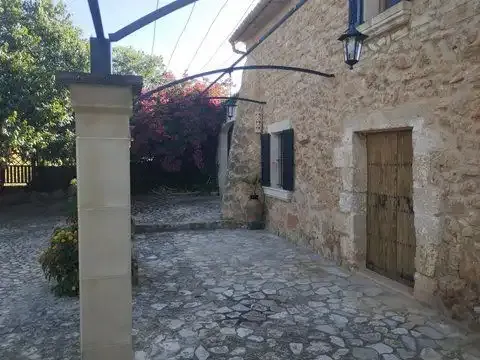 Rustic finca with stone house, surrounded by 50,000 m2 of nature and tranquility, between Algaida and Pina, 15 min from Palma. The house co — photo 1