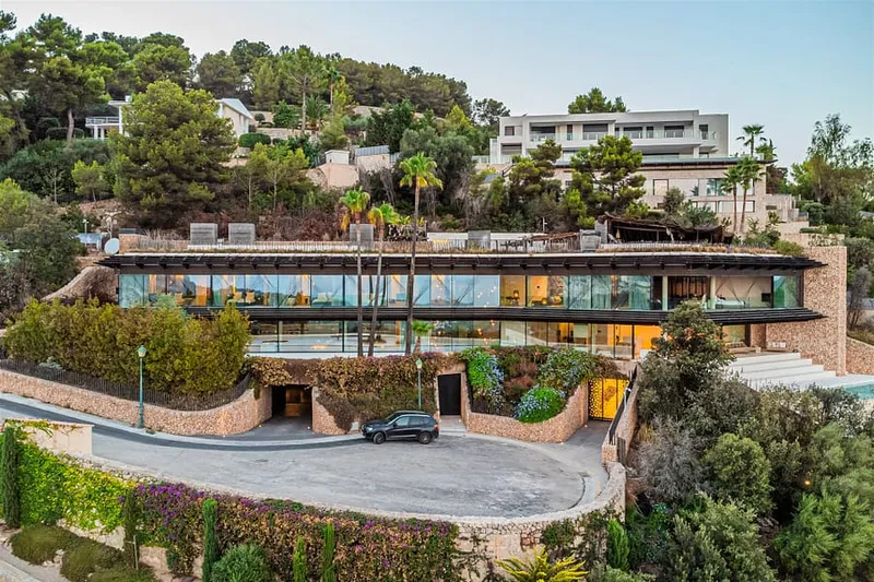 Architectural Masterpiece in Son Vida — photo 1