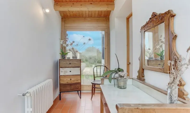 Mediterranean country house in an idyllic location with stunning views — photo 5
