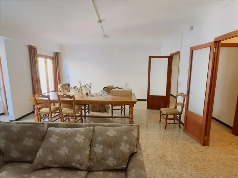 Edificio completo en venta en Mallorca – Zona estratégica con alto potencial — photo 3