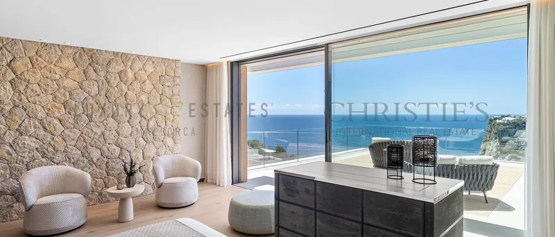Modern newly built villa in Port Andratx with impressive sea views and large infinity pool — photo 10