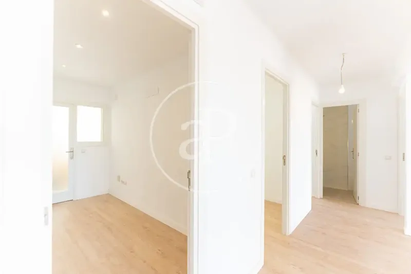 Piso con terraza en venta en Ponent — photo 9