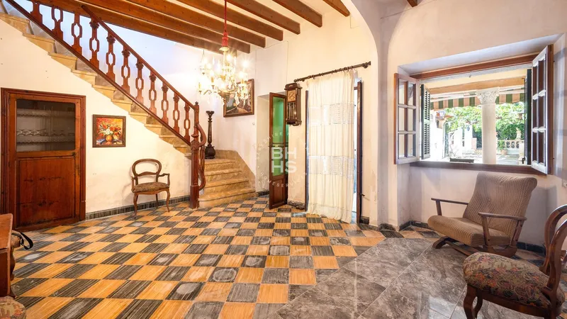 Village/town house for sale in Sant Joan — photo 1