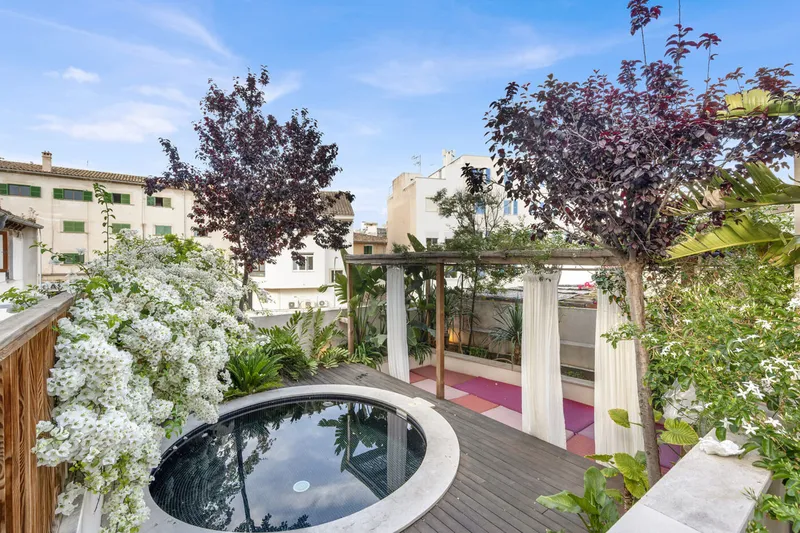 Modern city apartment with 2 bedrooms and top location in Palma — photo 2