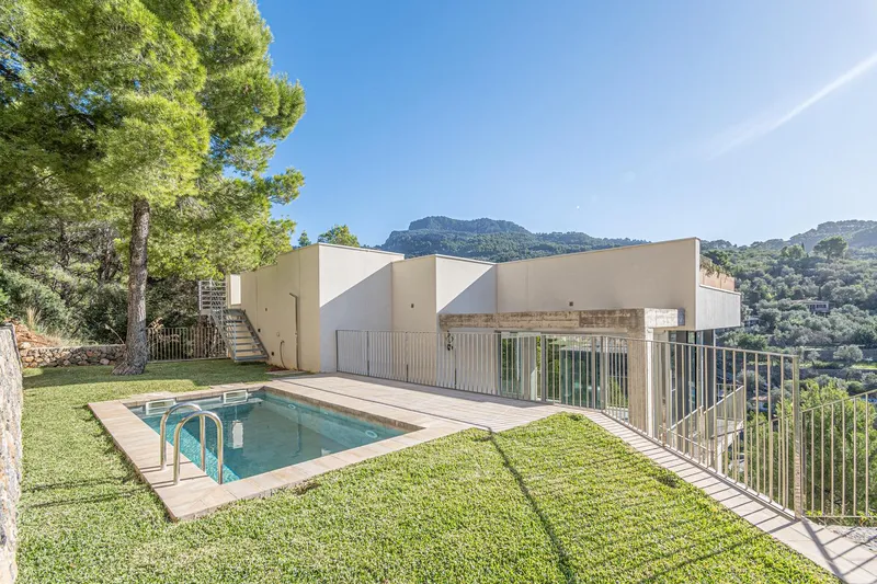 Luxury modern villa with panoramic views and pool in Port de Sóller — photo 2
