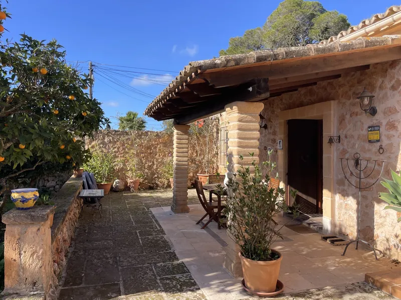 Beautiful natural stone finca with pool and holiday rental license near Llucmajor — photo 12