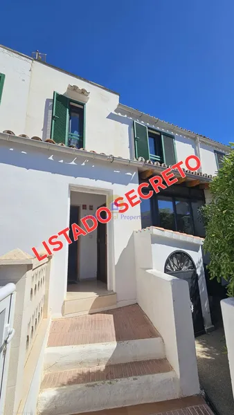 Townhouse for sale in Calvià, Magaluf — photo 1