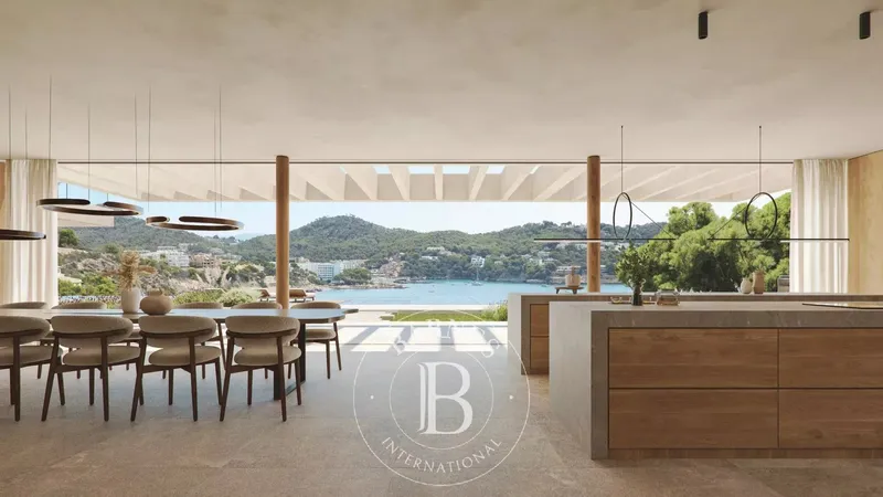 Exclusive Sea-Front Plot with Approved Building License & Private Marina Access in Camp de Mar — photo 3