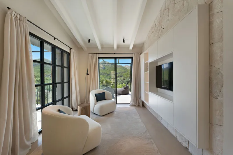 Charming renovated finca with spectacular mountain and harbor views - finca with pool (15320) — photo 10