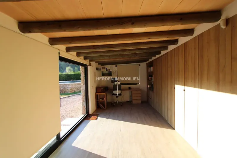 Herden Immobilien Mallorca sells a wonderful rustic estate in magnificent condition in Calvià with panoramic views and total privacy. — photo 8