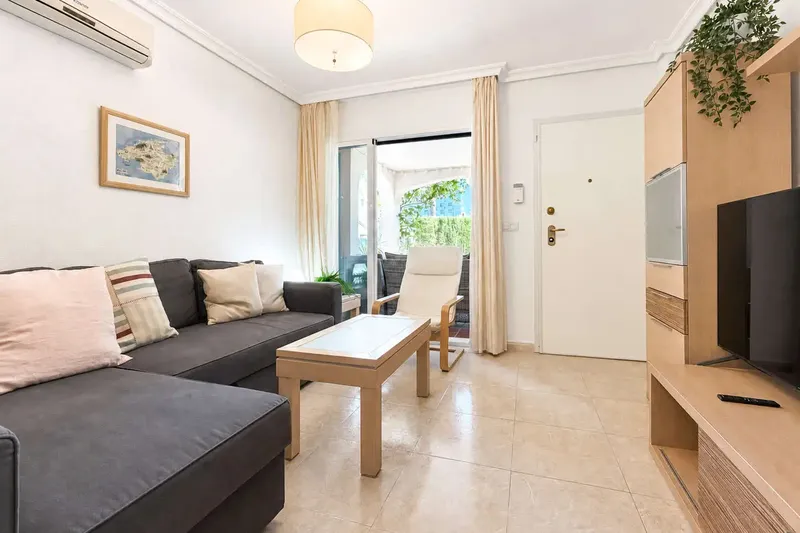 Ground floor flat with the charm of a house of your own in Cales de Mallorca — photo 8