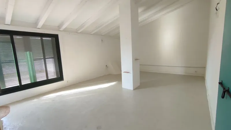 Charming Mallorcan-style house for sale in Vilafranca de Bonany, Rocaberti street. The property is located on a 291 m2 urban plot and — photo 11