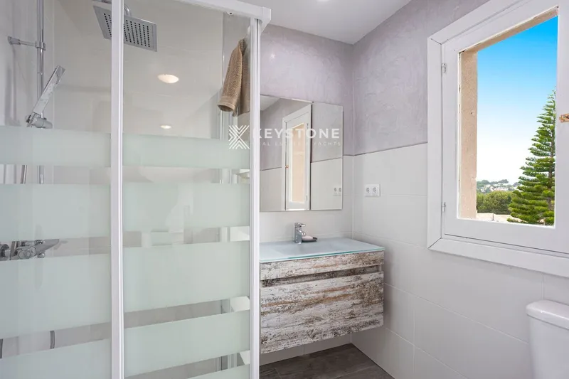 House — photo 11