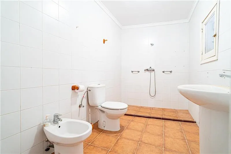 Traditional Mallorcan house for renovation on a plot of approx. 200 m², — photo 12