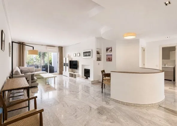 Flat / apartment in Bendinat, Calvià — photo 2