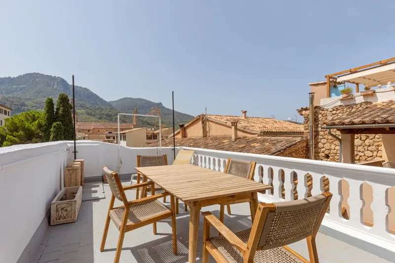 Townhouse with terrace in the heart of Sóller — photo 4