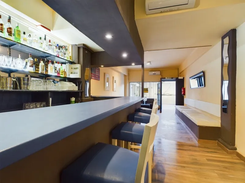Turnkey Bar Opportunity in Magaluf's Nightlife Hub — photo 6