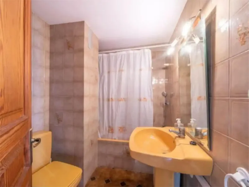 Great large apartment available for seasonal rental from March — photo 8