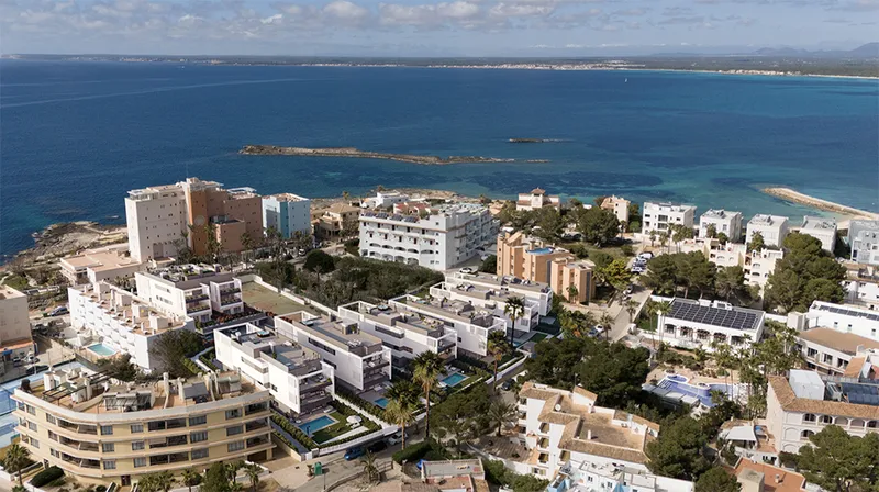 Modern apartment by the sea in a new residential complex with pools in Colònia de Sant Jordi Mas — photo 7