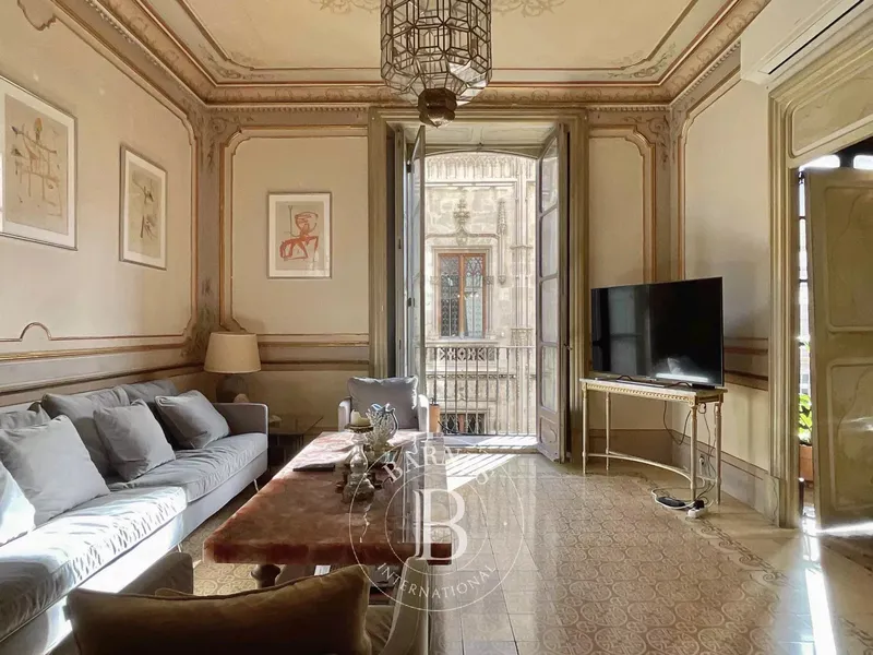 Multi-Unit Residence with Cathedral and Sea Views in Central Palma — photo 3