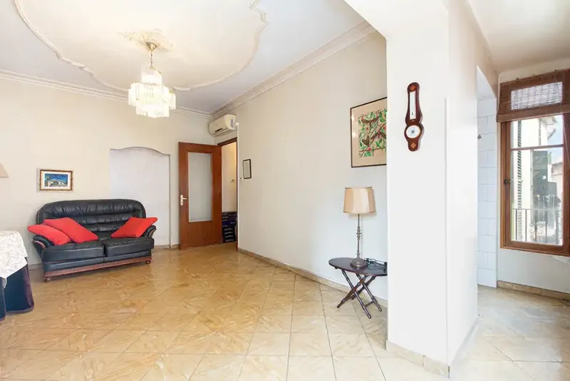 This wonderful six-bedroom house is for sale on one of the main shopping streets of Sóller, right next to the square — photo 8
