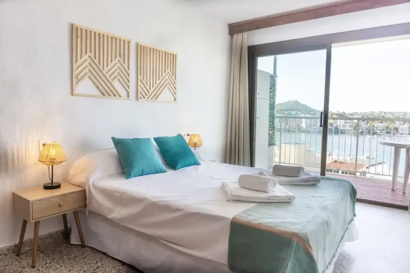 Bonito sexto piso reformado en Santa Ponsa con vistas espectaculares al mar y a toda la bahía, 3 habitaciones, 2 baños, cocina, salón, terra — photo 8