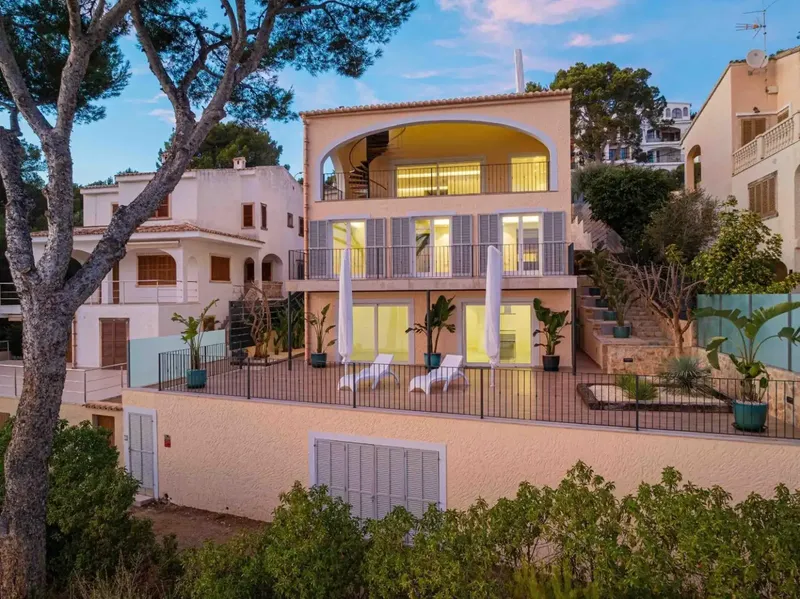 Exclusive Luxury Villa with Spectacular Views in Alcanada – Price: 4.3 Million Euros — photo 7