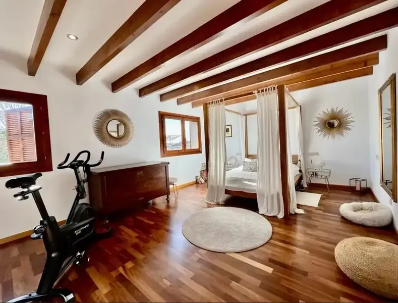 Fantastic house for sale in Vilafranca de Bonany, located on a wide and quiet street, with a total of about 339 m2 built — photo 4