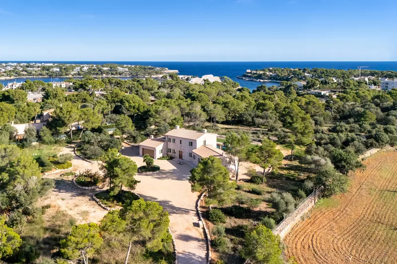 Country house within walking distance of the harbour in Porto Petro — photo 1